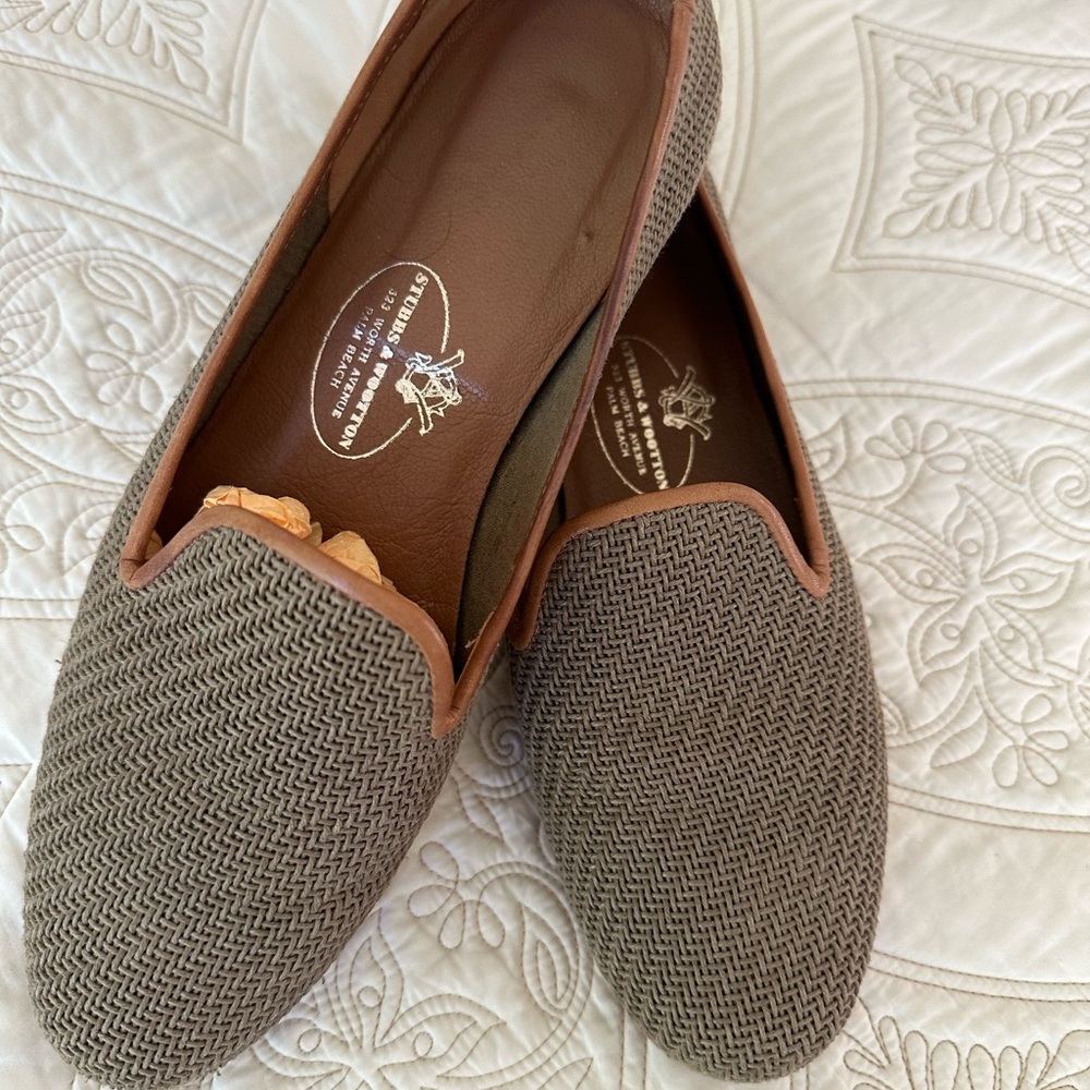 Stubbs and Wooten velvet smoking slippers.
